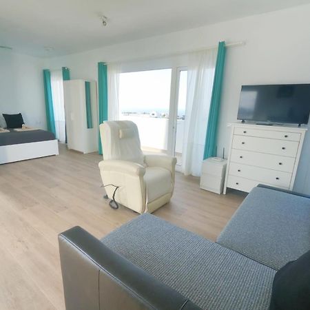 Jardin Del Mar Apartment ตินาโค ภายนอก รูปภาพ