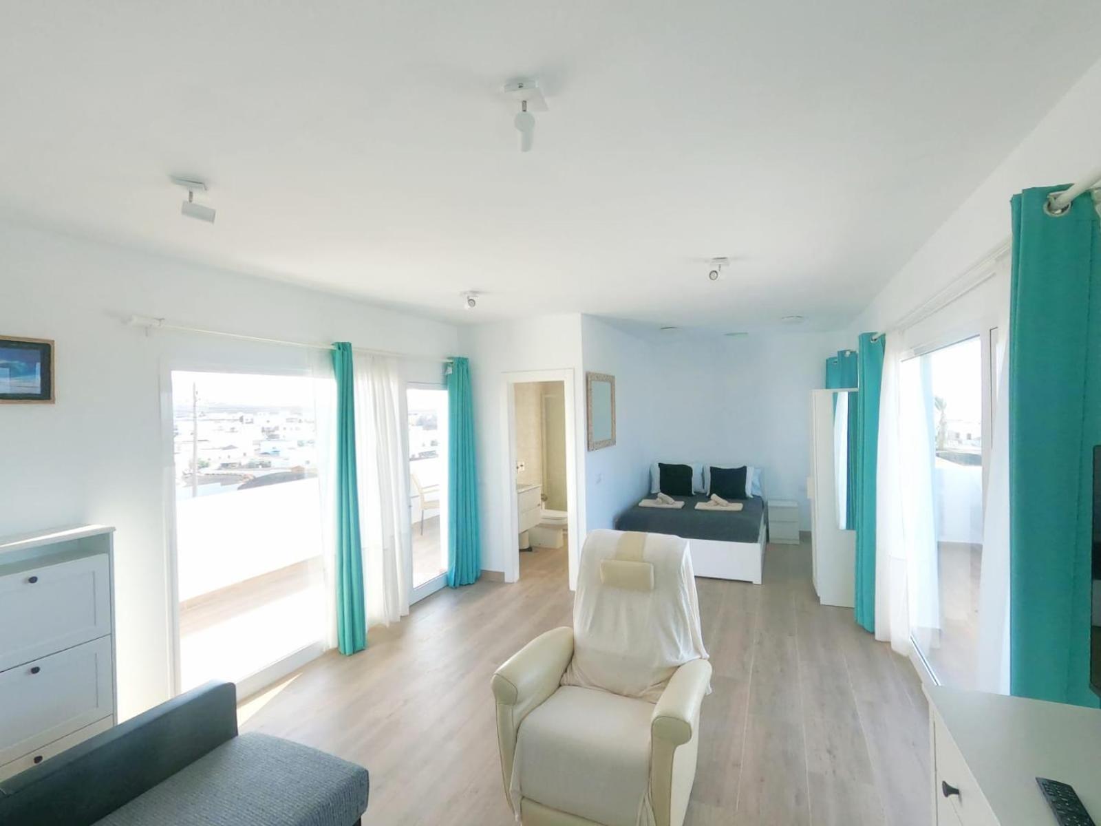 Jardin Del Mar Apartment ตินาโค ภายนอก รูปภาพ