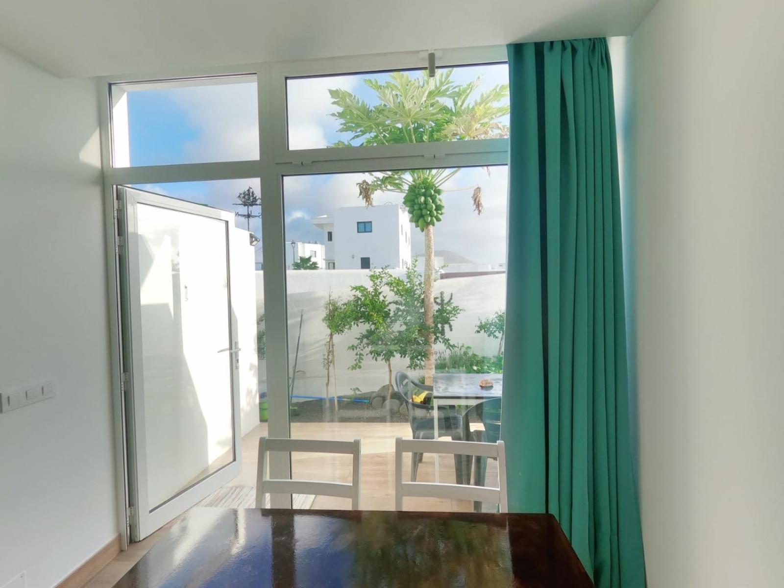 Jardin Del Mar Apartment ตินาโค ภายนอก รูปภาพ