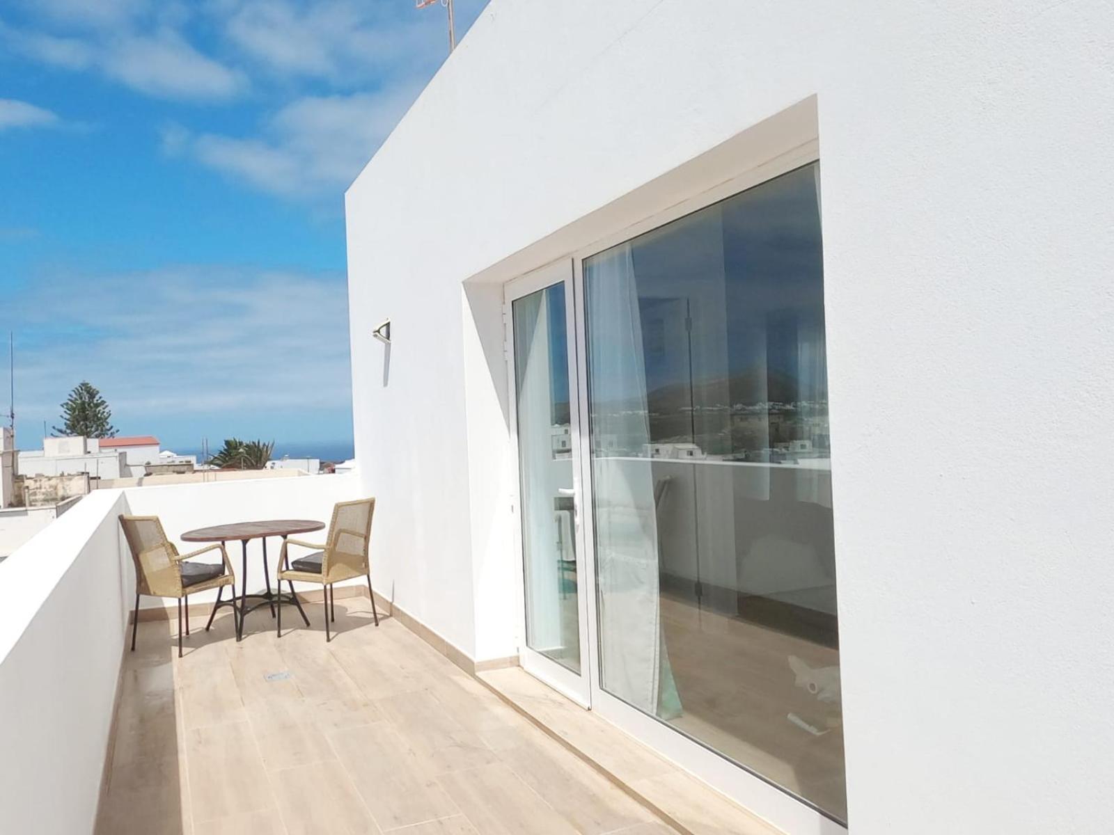 Jardin Del Mar Apartment ตินาโค ภายนอก รูปภาพ