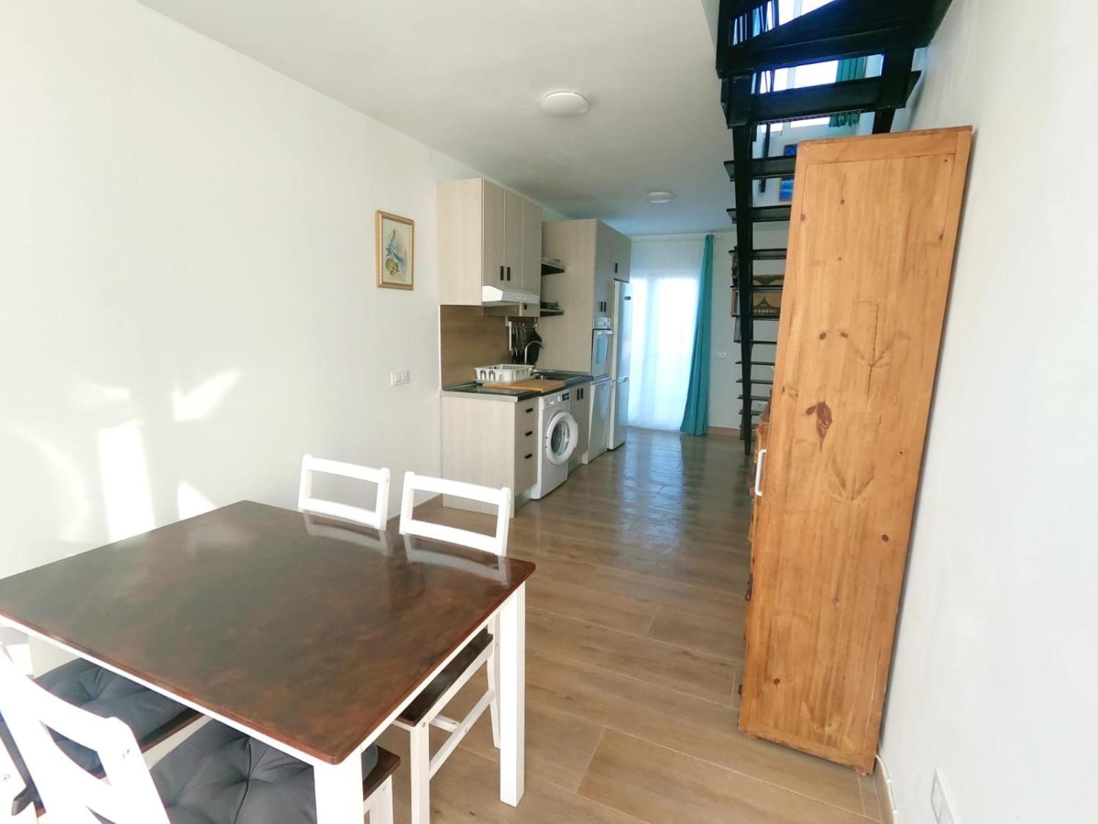 Jardin Del Mar Apartment ตินาโค ภายนอก รูปภาพ
